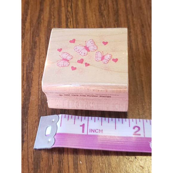 Hero Arts Hearts and Butterflies Wood Mounted Rubber Stamp B588 - Picture 2 of 9